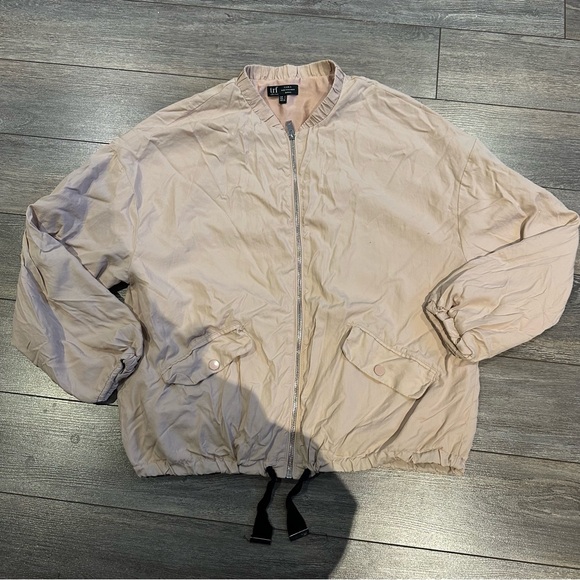 Zara light pink bomber jacket - Picture 1 of 3
